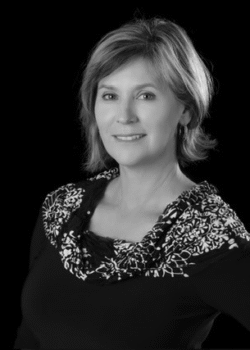Tracy-Alm-BlackandWhite